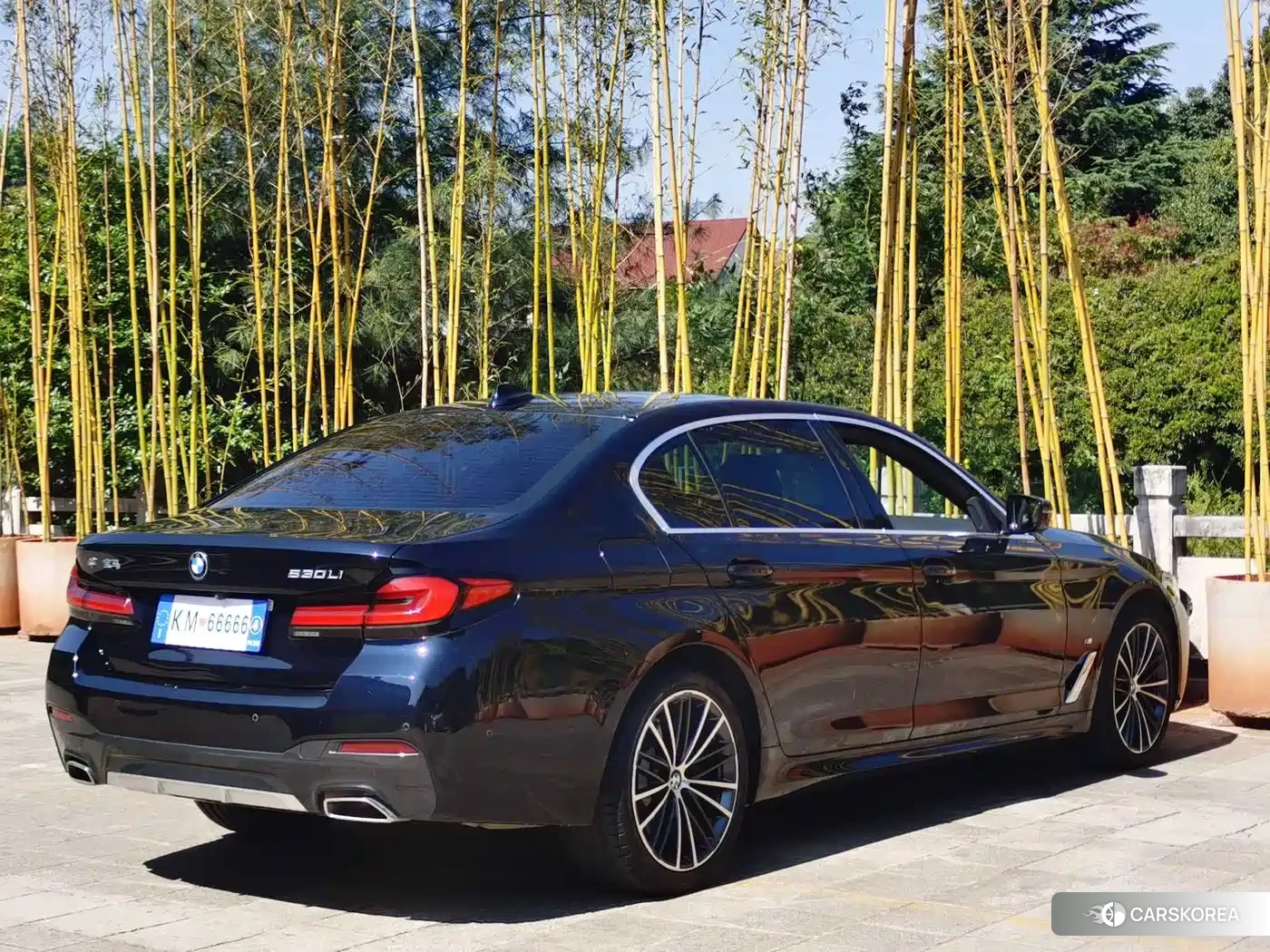 BMW 5 series 2022 Черный из Китая, фото 5