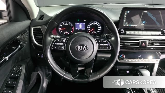 Kia Seltos 2020 Белый из Кореи, фото 5