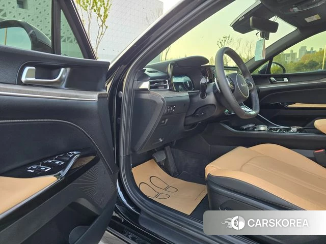 Kia K5 3rd generation 2022 Черный из Кореи, фото 5