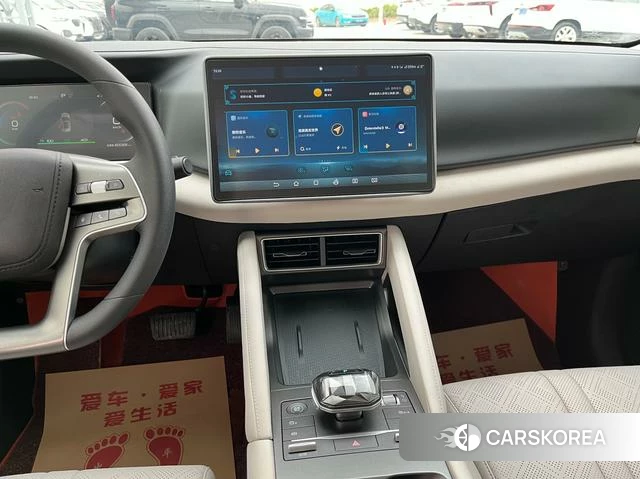 BYD Yuan UP 2025 Белый из Китая, фото 5