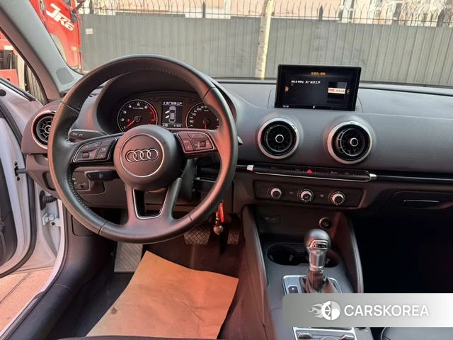Audi A3 2021 Белый из Китая, фото 5