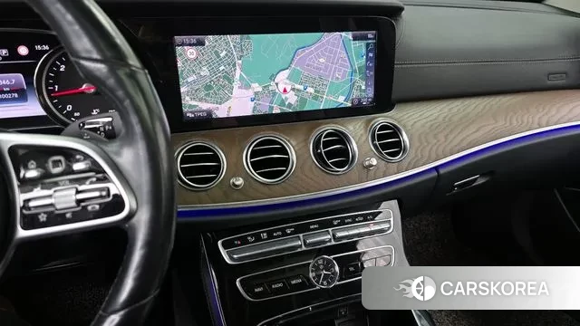 Mercedes-Benz E-Class W213 2019 Черный из Кореи, фото 5