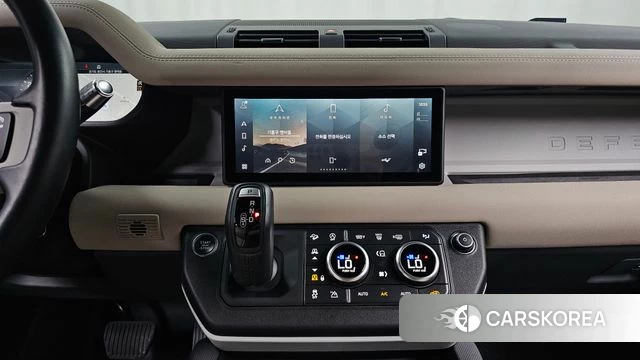 Land Rover Defender (L663) 2021 Черный из Кореи, фото 5