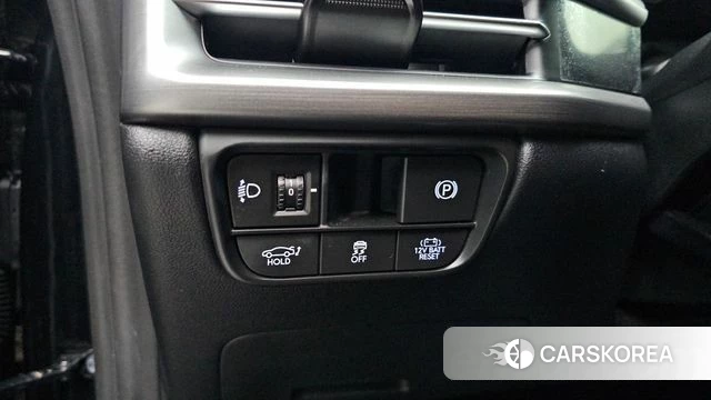 Hyundai Grandeur Hybrid (GN7) 2023 Черный из Кореи, фото 5