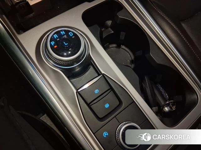 Ford Explorer 6th Generation 2021 Песочный из Кореи, фото 5