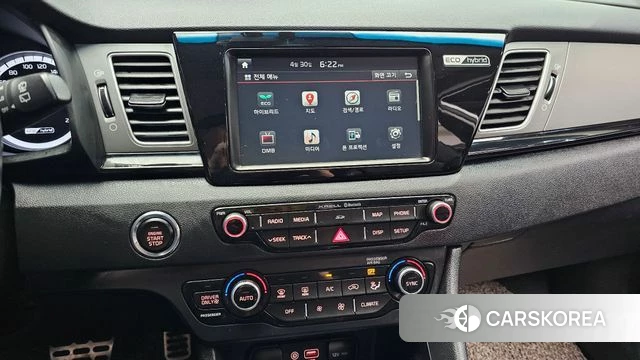 Kia Niro 2018 Белый из Кореи, фото 5