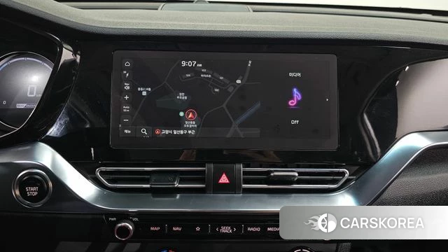 Kia Niro Plus 2022 Белый из Кореи, фото 5