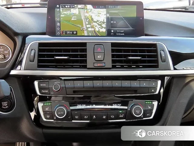 BMW 3 Series (F30) 2018 Белый из Кореи, фото 5