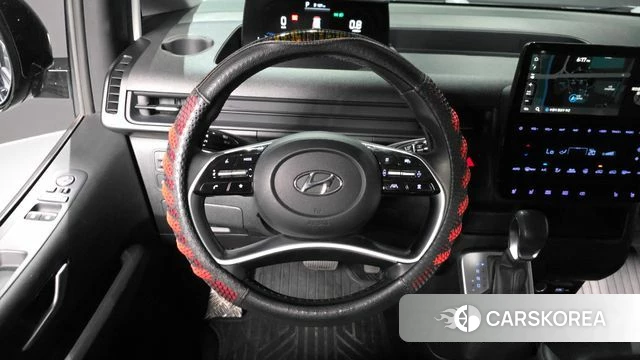 Hyundai Staria 2023 Черный из Кореи, фото 5