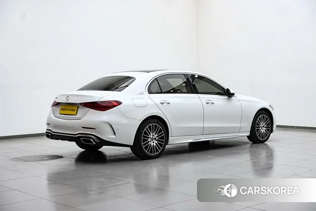 Mercedes-Benz Class C 2022 Белый из Китая, фото 5