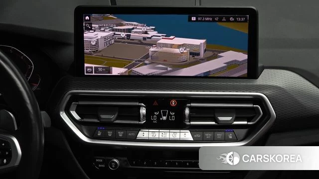 BMW X3 (G01) 2022 Светло-серебряный цвет из Кореи, фото 5