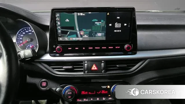 Kia The New K3 2nd generation 2021 Белый из Кореи, фото 5