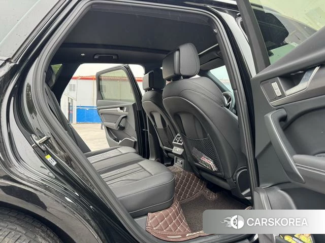 Audi Q5L 2024 Черный из Китая, фото 5