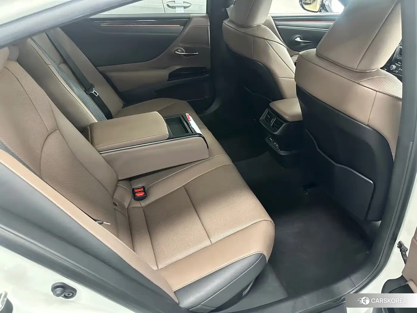 Lexus ES 2024 Белый из Китая, фото 5