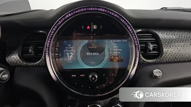 Mini Cooper Electric 2022 Черный из Кореи, фото 5