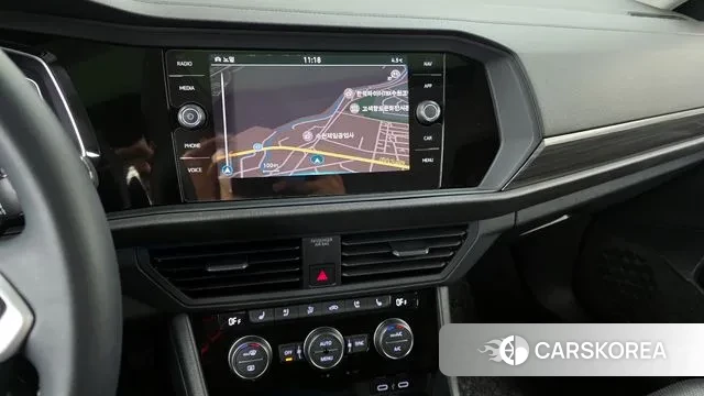 Volkswagen 7th Generation of Jetta 2022 Белый из Кореи, фото 5