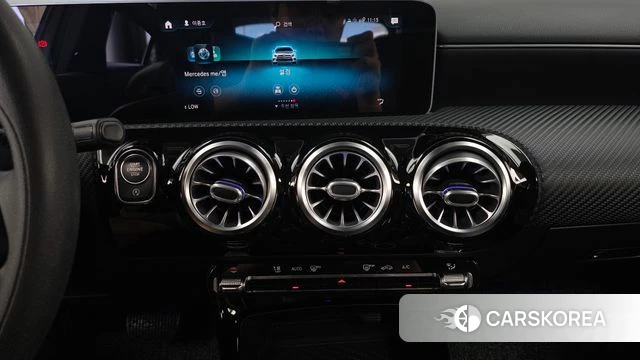 Mercedes-Benz A-Class W177 2019 Песочный из Кореи, фото 5