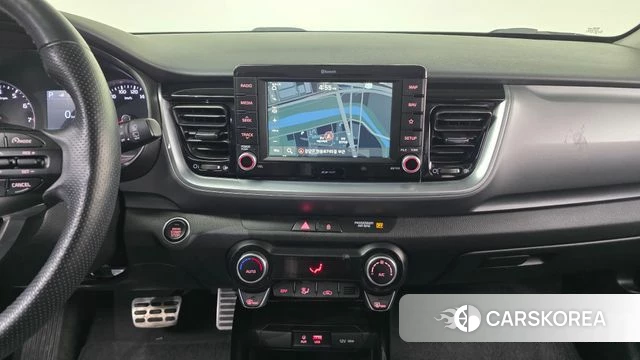 Kia Stonic 2019 Белый из Кореи, фото 5