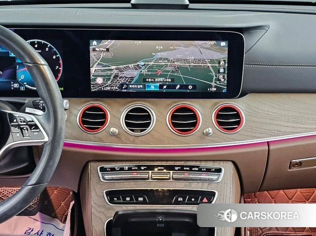 Mercedes-Benz E-Class W213 2022 Черный из Кореи, фото 5
