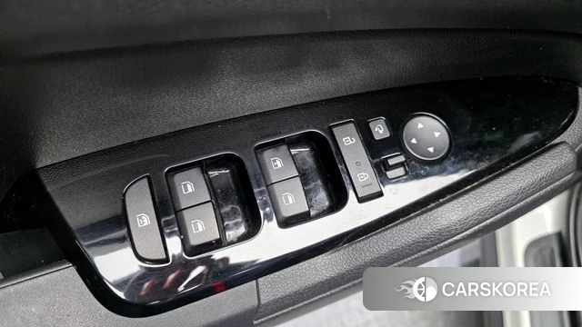 Kia Sportage 5th Generation 2022 Белый из Кореи, фото 5