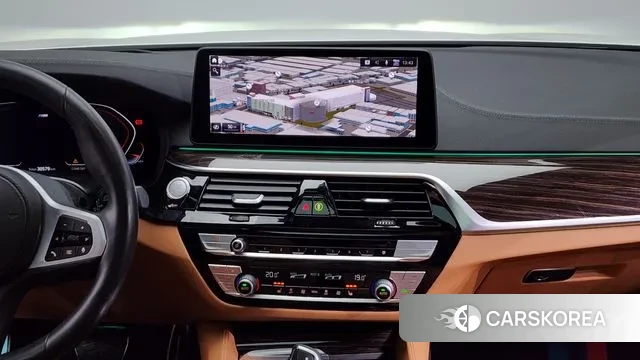 BMW 5 Series (G30) 2021 Белый из Кореи, фото 5