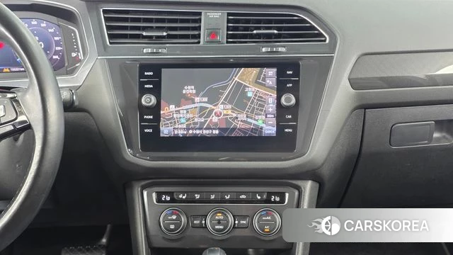 Volkswagen Tiguan Allspace 2020 Белый из Кореи, фото 5
