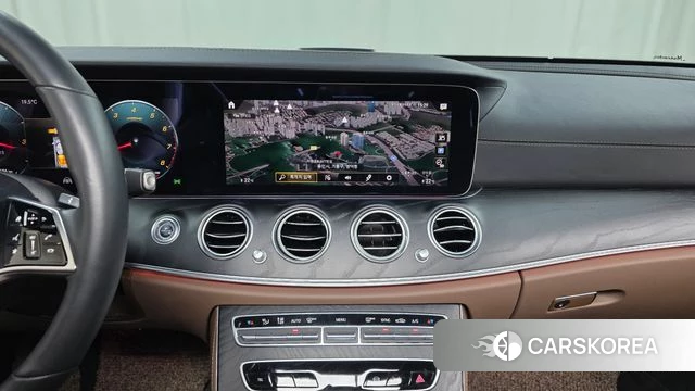 Mercedes-Benz E-Class W213 2022 Белый из Кореи, фото 5