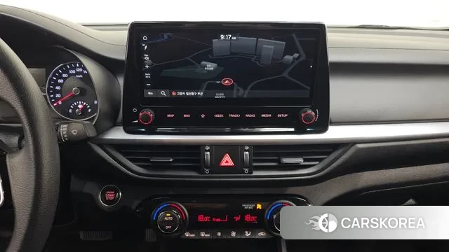 Kia The New K3 2nd generation 2021 Белый из Кореи, фото 5