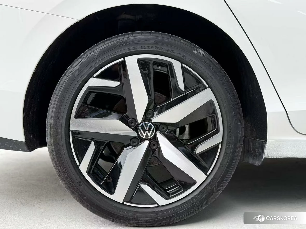 Volkswagen Lingdu 2022 Белый из Китая, фото 5