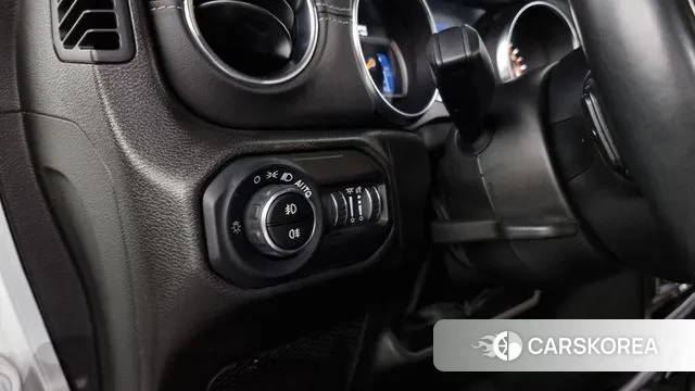 Jeep Wrangler (JL) 2022 Белый из Кореи, фото 5