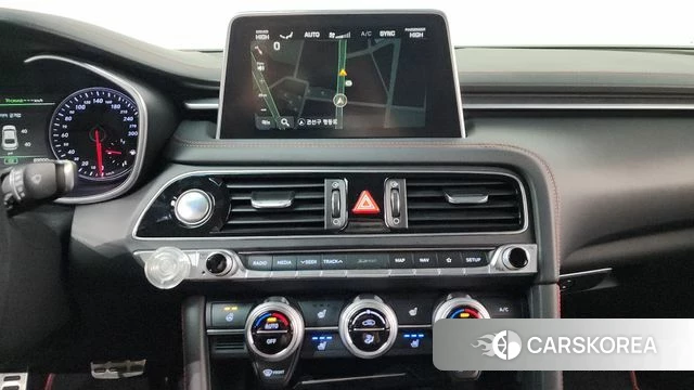 Genesis G70 2018 Белый из Кореи, фото 5