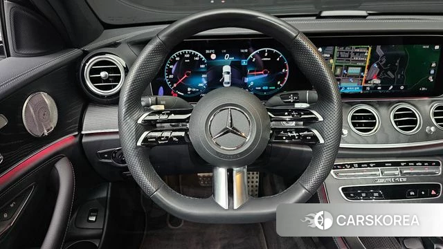 Mercedes-Benz E-Class W213 2023 Белый из Кореи, фото 5
