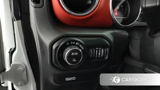 Jeep Gladiator (JT) 2021 Белый из Кореи, фото 5