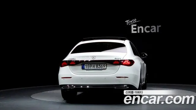 Mercedes-Benz E-Class W214 2024 Белый из Кореи, фото 5