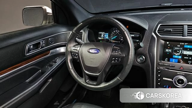 Ford Explorer 2018 Белый из Кореи, фото 5