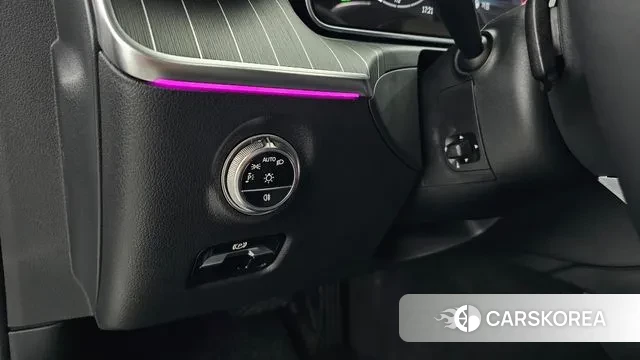 Mercedes-Benz C-Class W206 2023 Белый из Кореи, фото 5