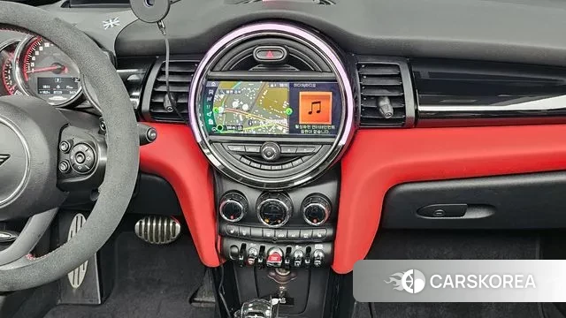 Mini Cooper S Convertible 2020 Черный из Кореи, фото 5