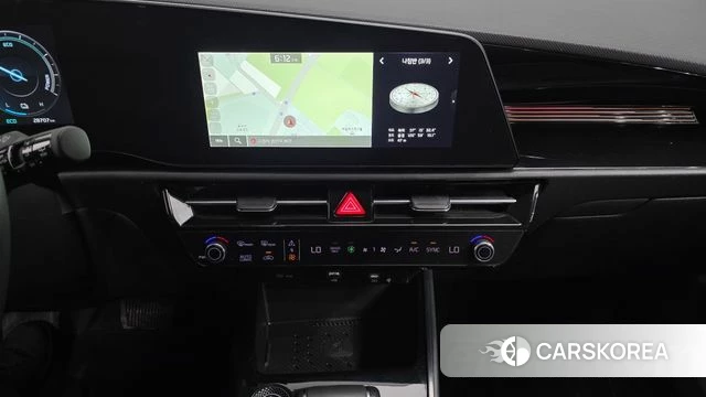 Kia Di Ol Nu Niro 2022 Белый из Кореи, фото 5