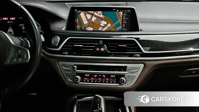 BMW 7 Series (G11) 2020 Серебряный из Кореи, фото 5