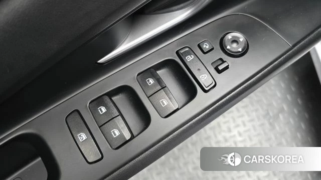 Hyundai Avante Hybrid (CN7) 2022 Белый из Кореи, фото 5