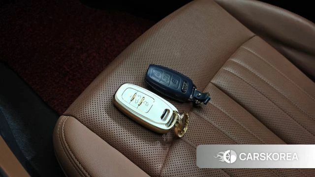 Audi A6 (C8) 2021 Белый из Кореи, фото 5