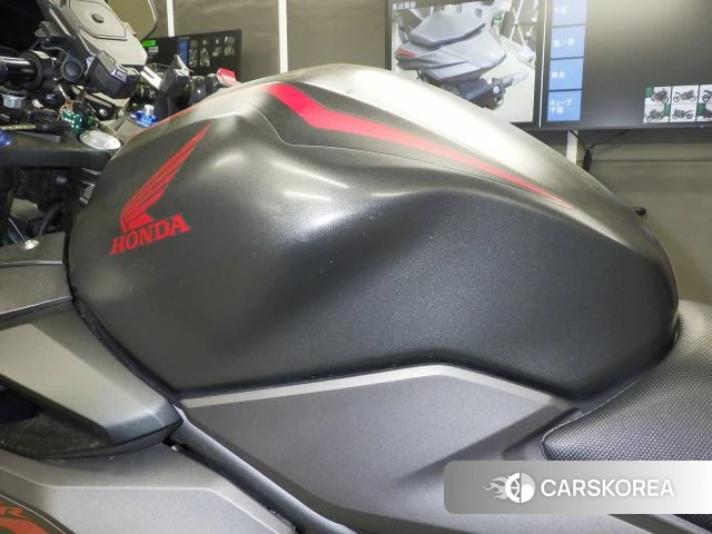 Проданный Honda CBR400R 2021 из Японии, фото 5