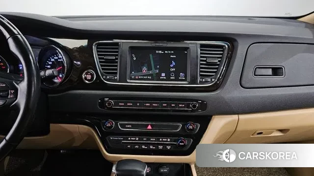 Kia The New Carnival 2019 Белый из Кореи, фото 5