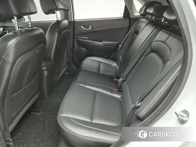 Hyundai Kona 2018 Белый из Кореи, фото 5