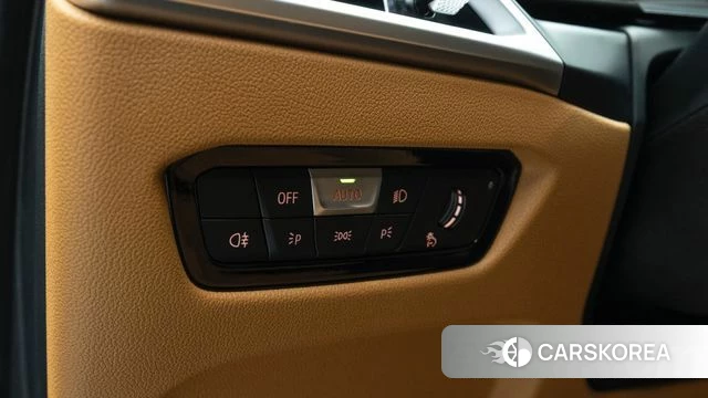 BMW 3 Series (G20) 2025 Серебристо-серый из Кореи, фото 5