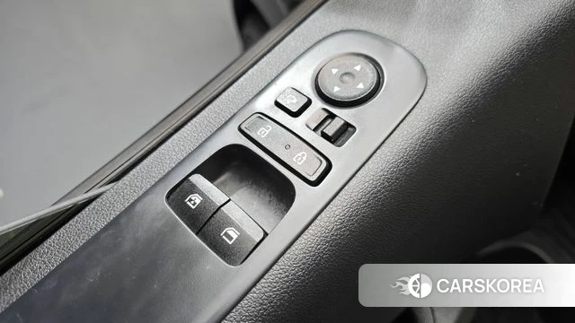 Hyundai Staria 2023 Черный из Кореи, фото 5