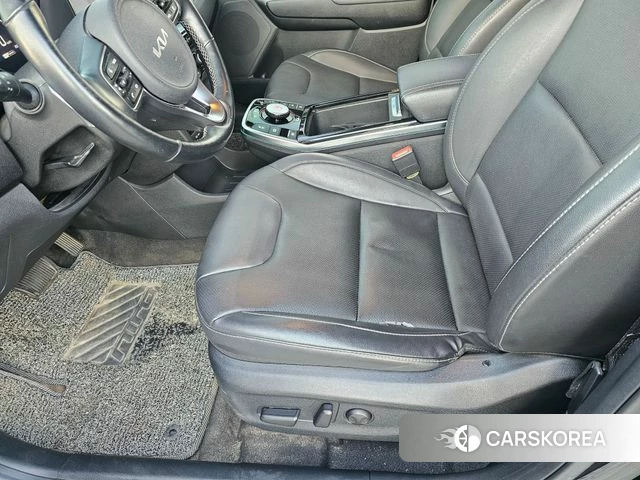 Kia Niro Plus 2023 Черный из Кореи, фото 5