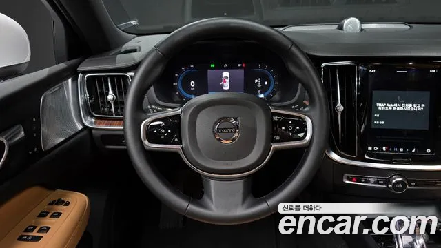 Volvo S60 3rd generation 2023 Белый из Кореи, фото 5