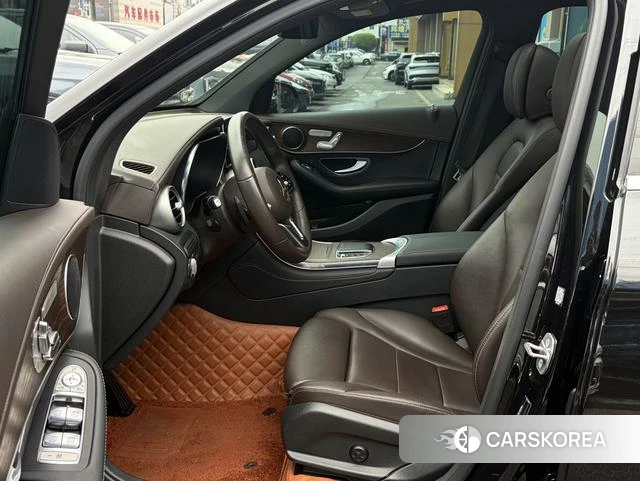 Mercedes-Benz GLC 2021 Черный из Китая, фото 5
