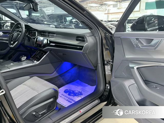 Audi A6L 2023 Черный из Китая, фото 5